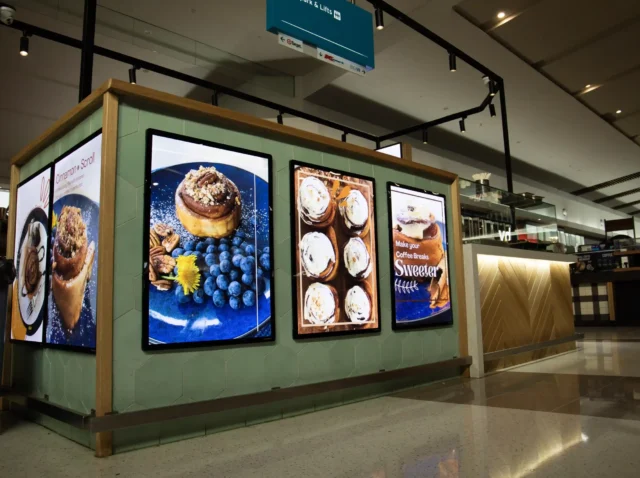4x-A1-LED-Cafe-Menu-Board-Display-System-9