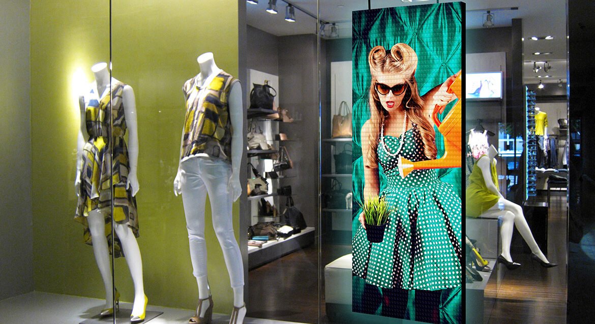 Vitrine-suspendu-pr-ref